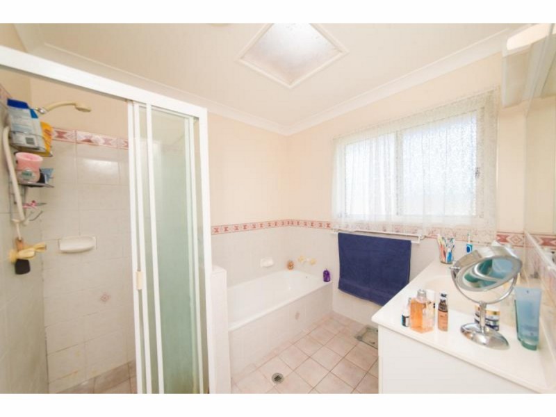 1/9 Kawana Close, Kawana QLD 4701